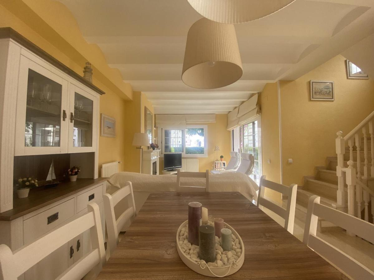 R17 Casa Merce Rodoreda Calafell Εξωτερικό φωτογραφία